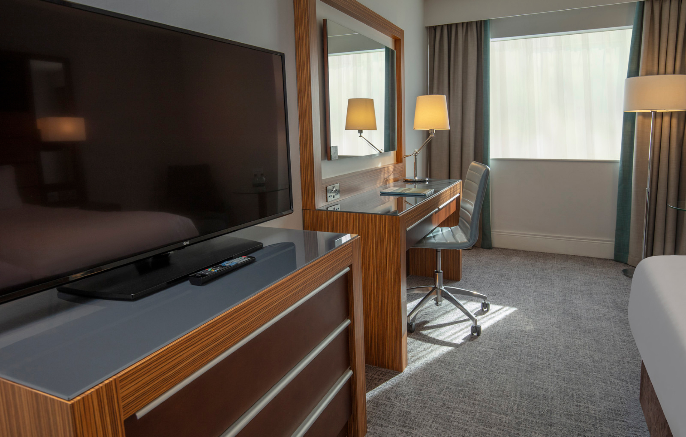 Ashfordinternational Gallery Rooms Deluxe Double 2