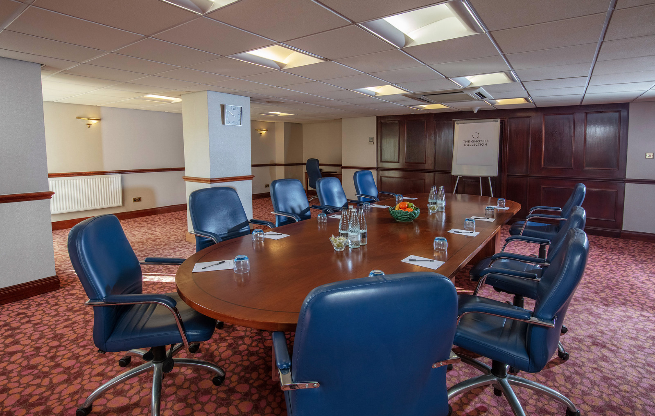 Ashfordinternational Gallery Meetings Boardroom1 02