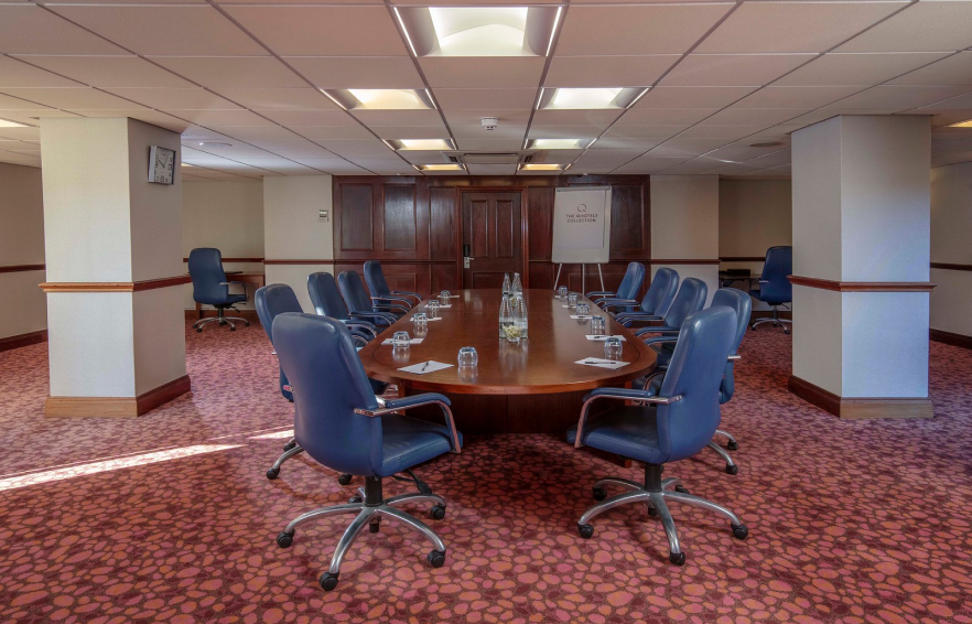 Carousel Desktop Boardroom1