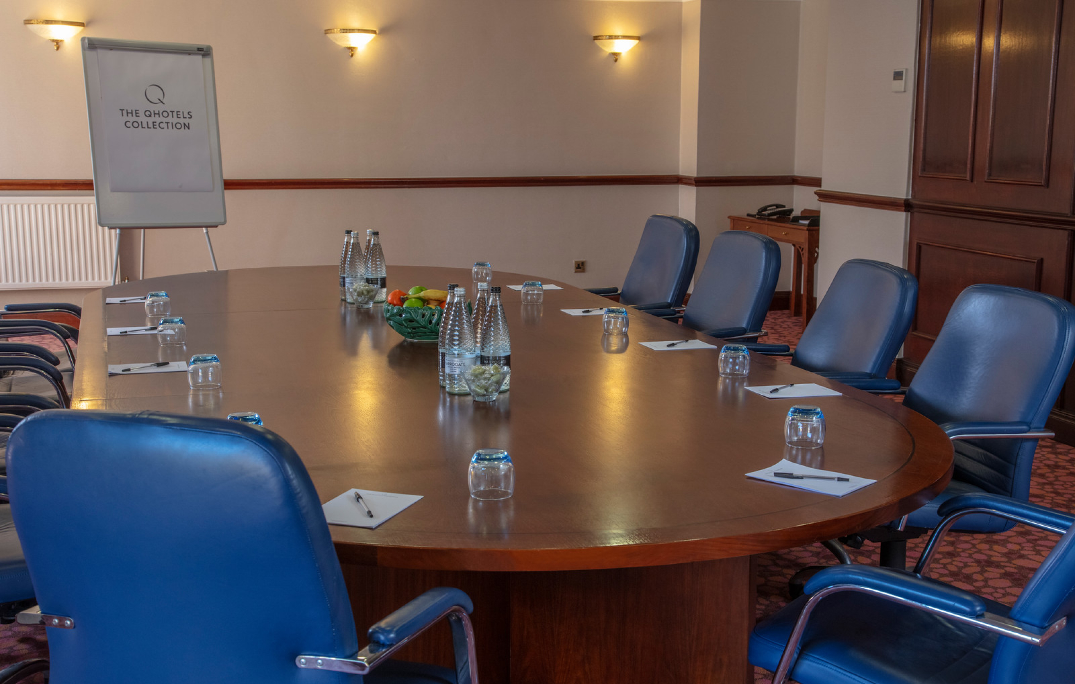 Ashfordinternational Gallery Meetings Boardroom2 01