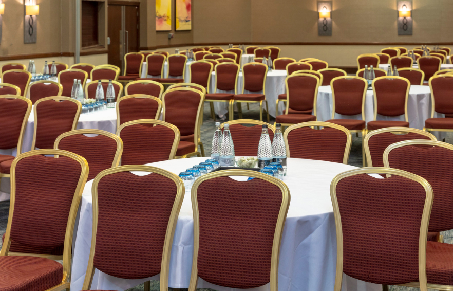 Carousel Desktop Canterburysuite 05