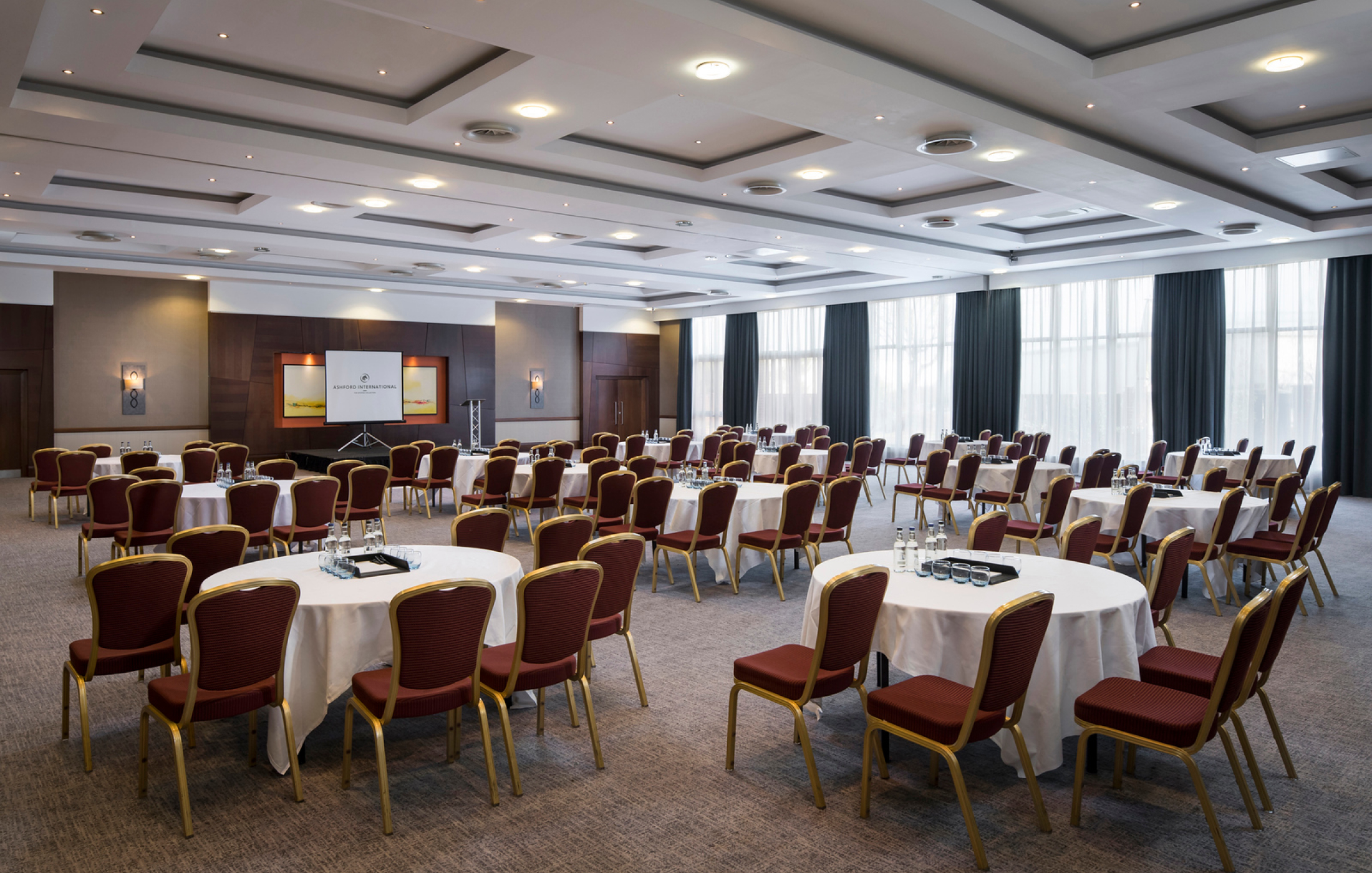 Ashfordinternational Gallery Meetings Kent Suite Cabaret 1