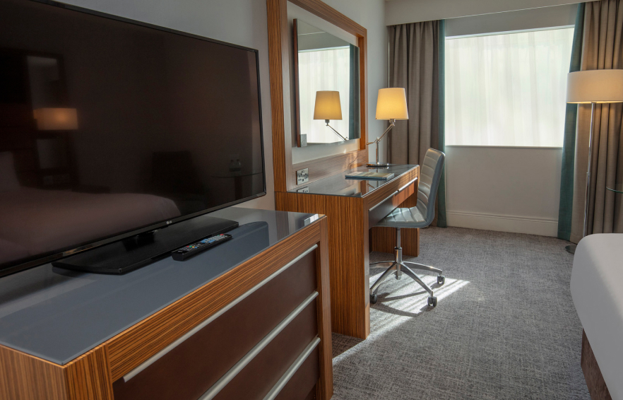 Deluxe Carousel Desktop Deluxedouble 03