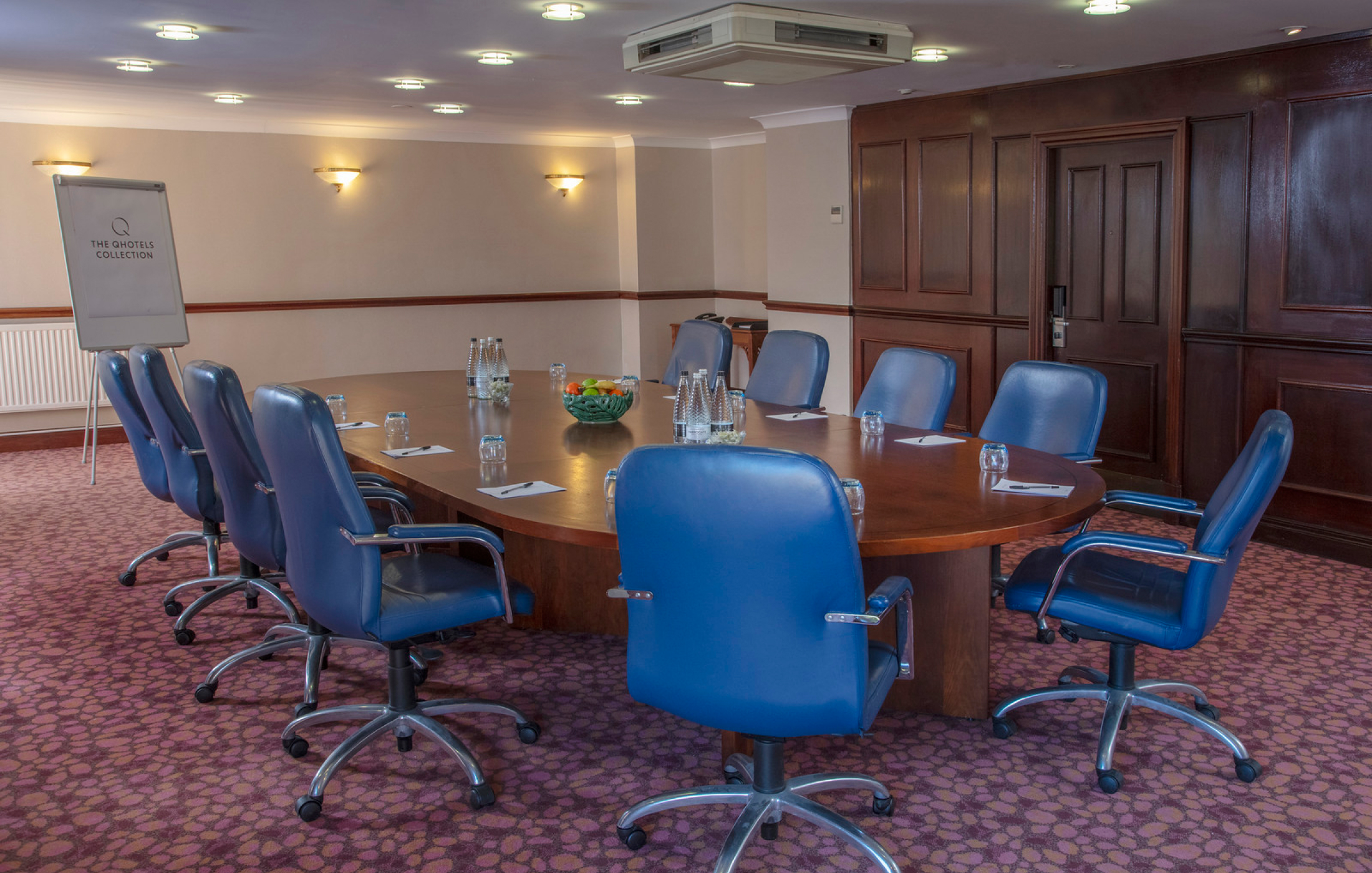 Ashfordinternational Gallery Meetings Boardroom2 02