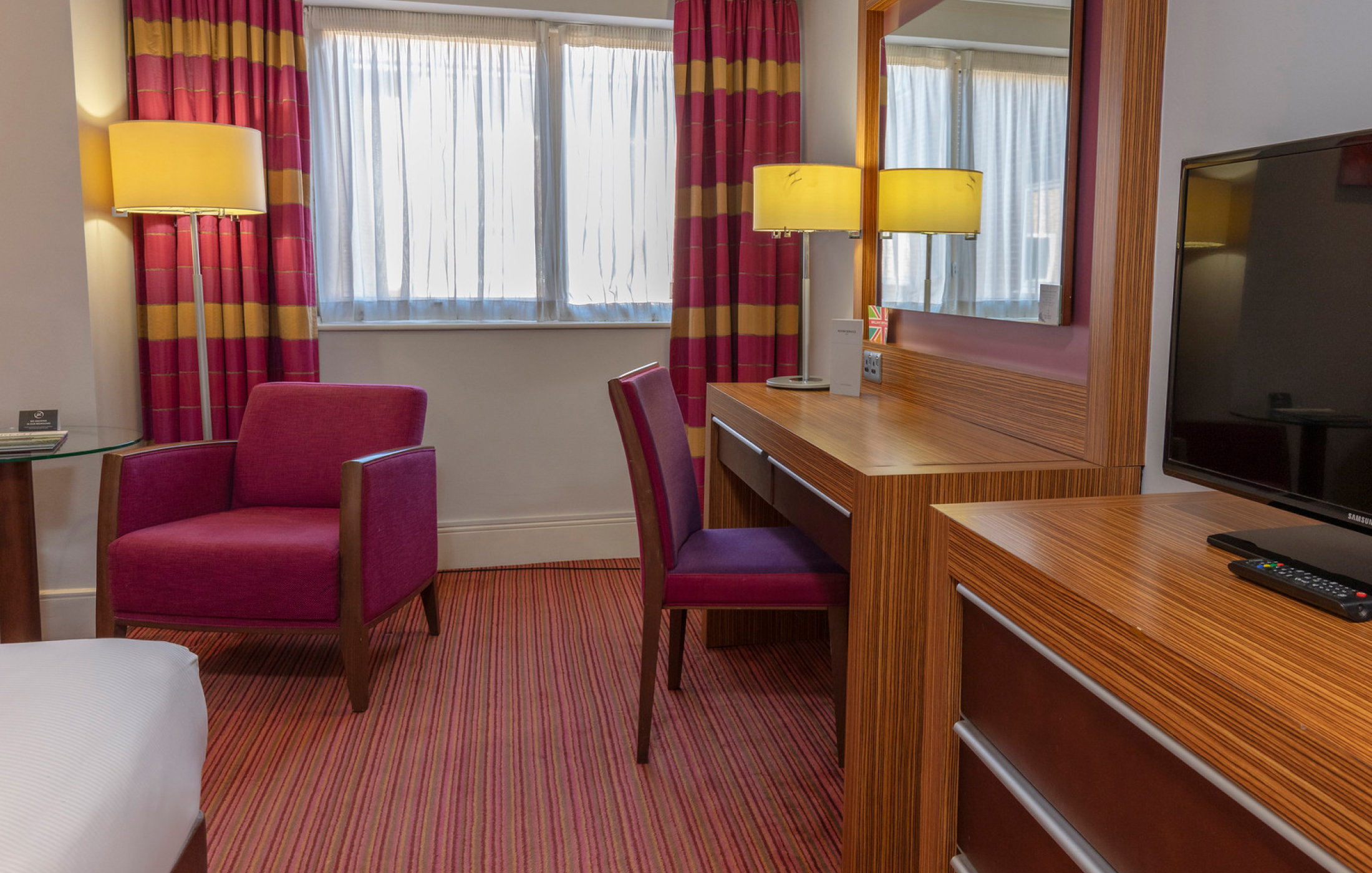 Ashfordinternational Gallery Rooms Classic Double 2